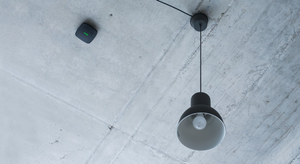 FireProtect rilevatore antincendio e di monossido di carbonio nero sotto il soffitto