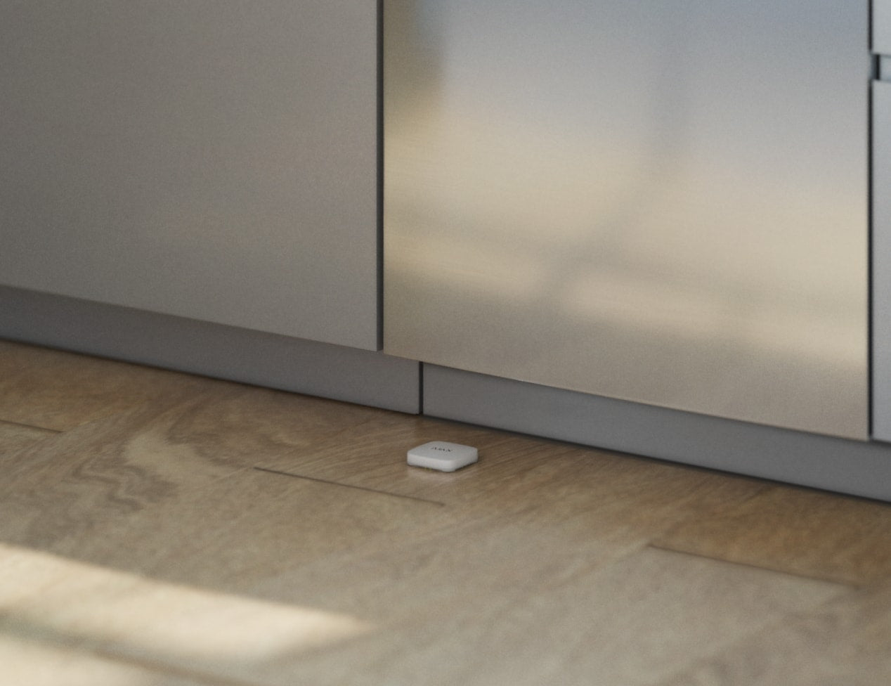 LeaksProtect Jeweller rilevatore allagamenti wireless bianco in cucina vicino alla lavastoviglie