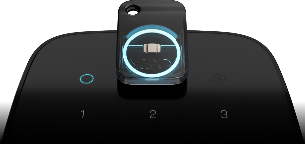 Tag Jeweller nero su una tastiera nera, Ajax system