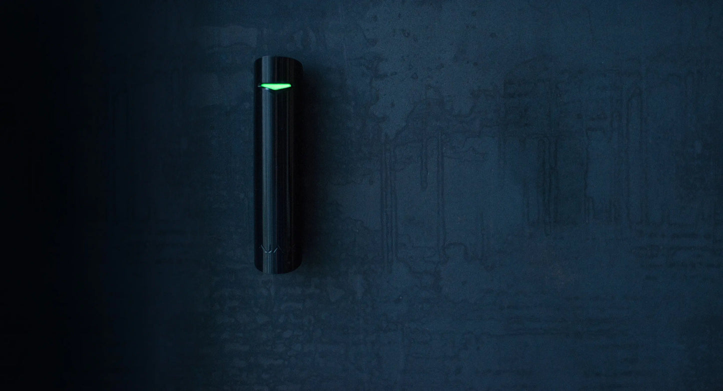 GlassProtect piccolo rilevatore rottura vetri wireless nero fissato al muro